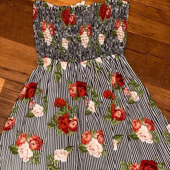 Feathers Women Party Stripes Strapless Floral Dress size small - Picture 4 of 5